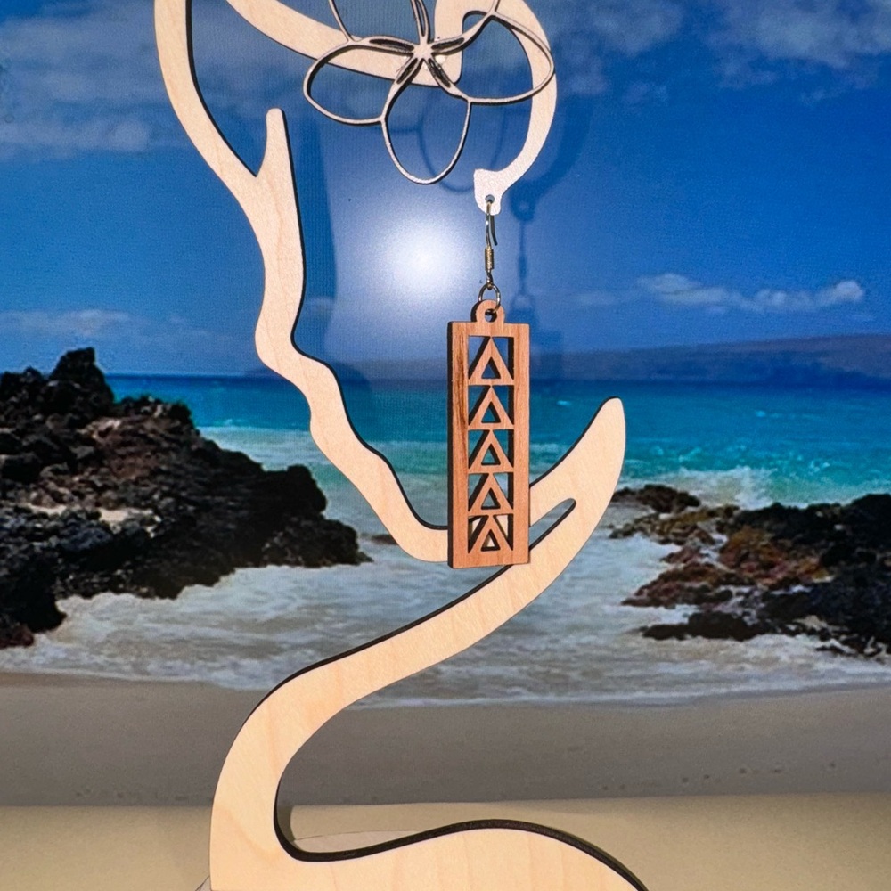 Hawaiian Handmade Ku Kia'i Mauna Kea Dangle Earrings